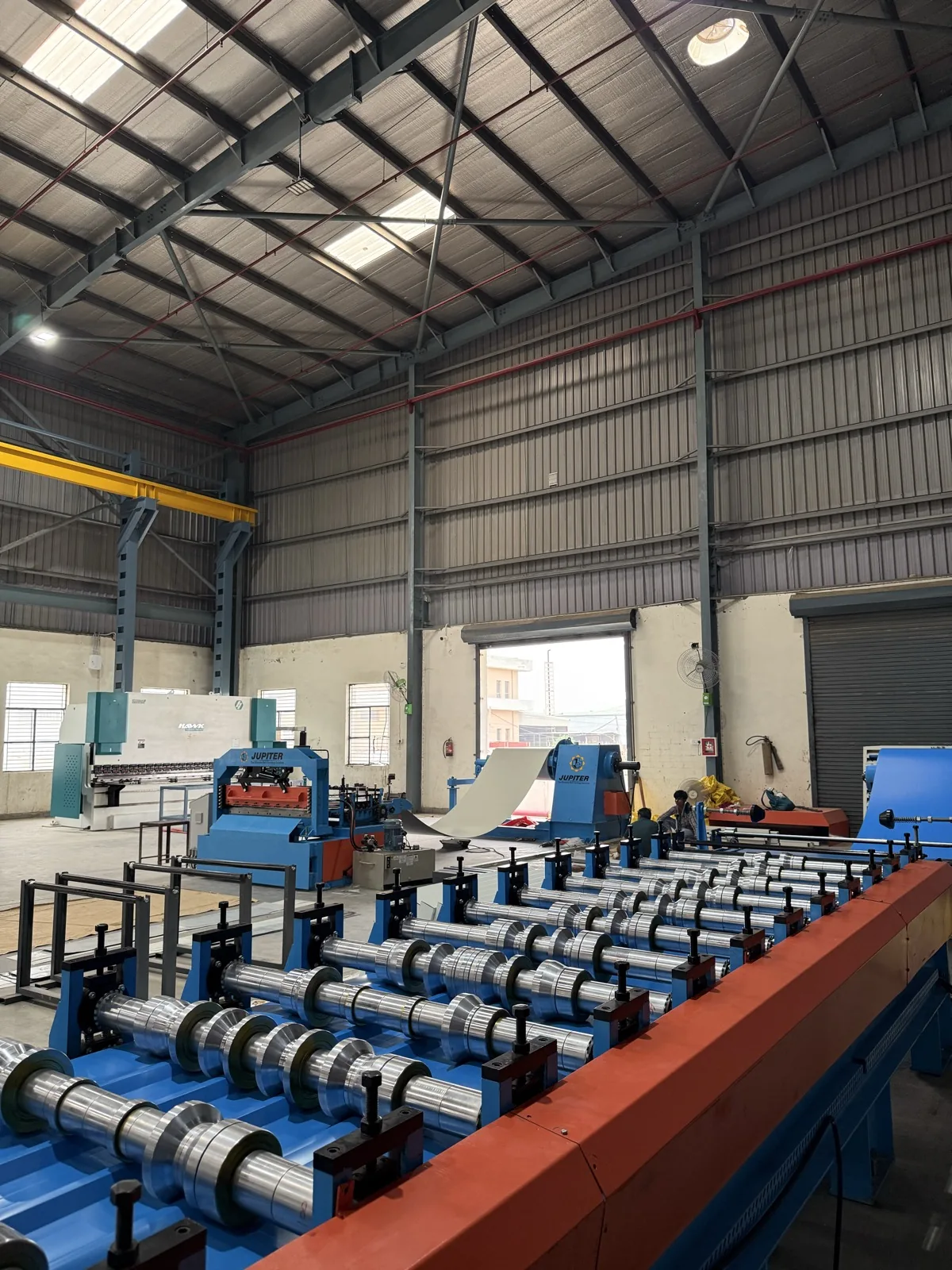 Precision roll-forming rollers on a JUPITER line